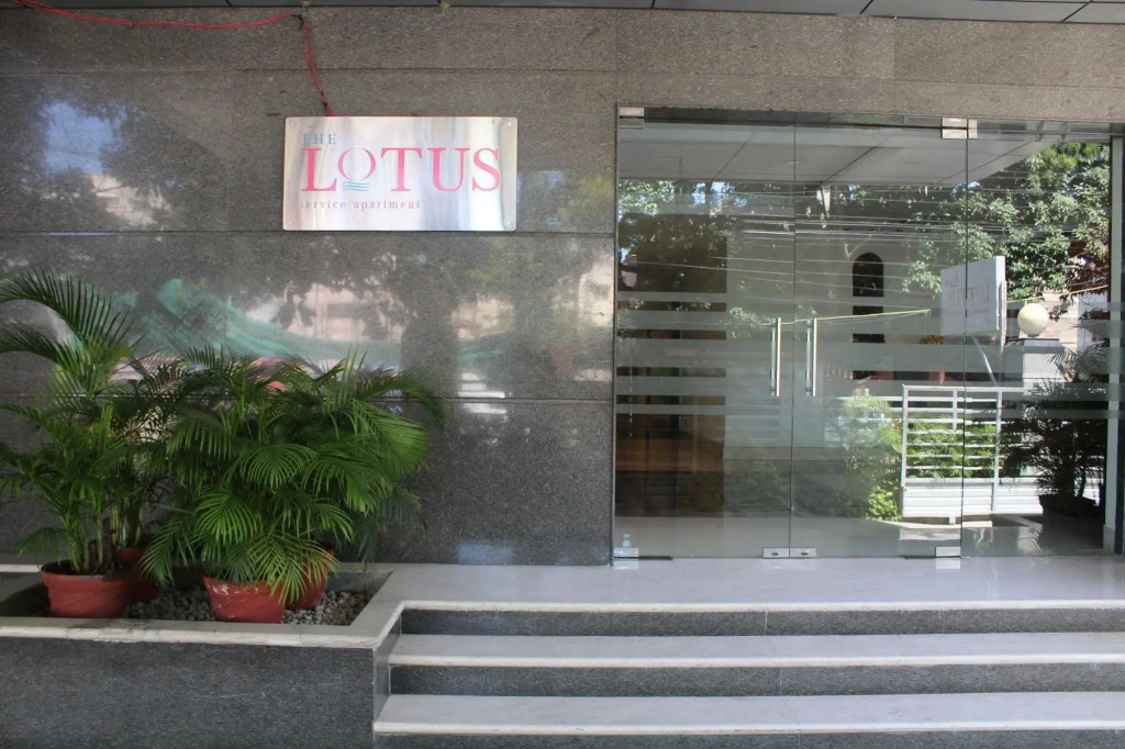 The Lotus Apartment hotel, Burkit Road