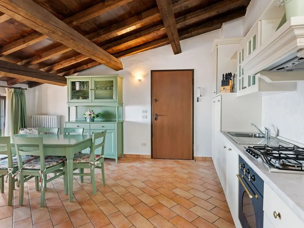 Cosy Holiday Home in Gargnano With Garden
