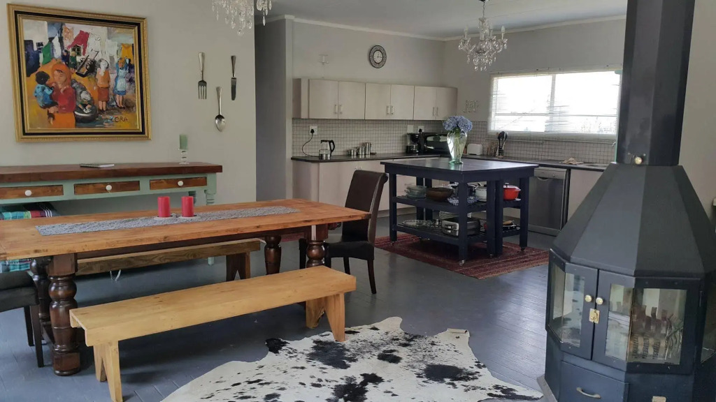 Golden View Luxury Self Catering