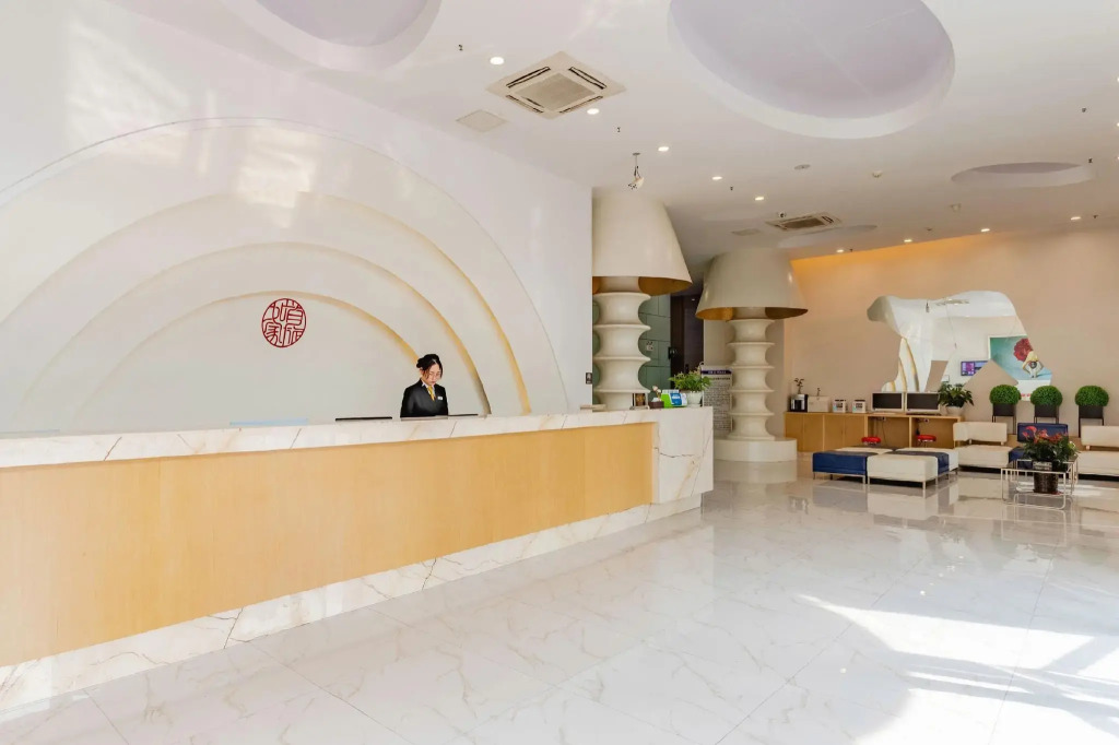 Home Inn Subai Cloud Hotel (Hefei South High Speed Railway Station)