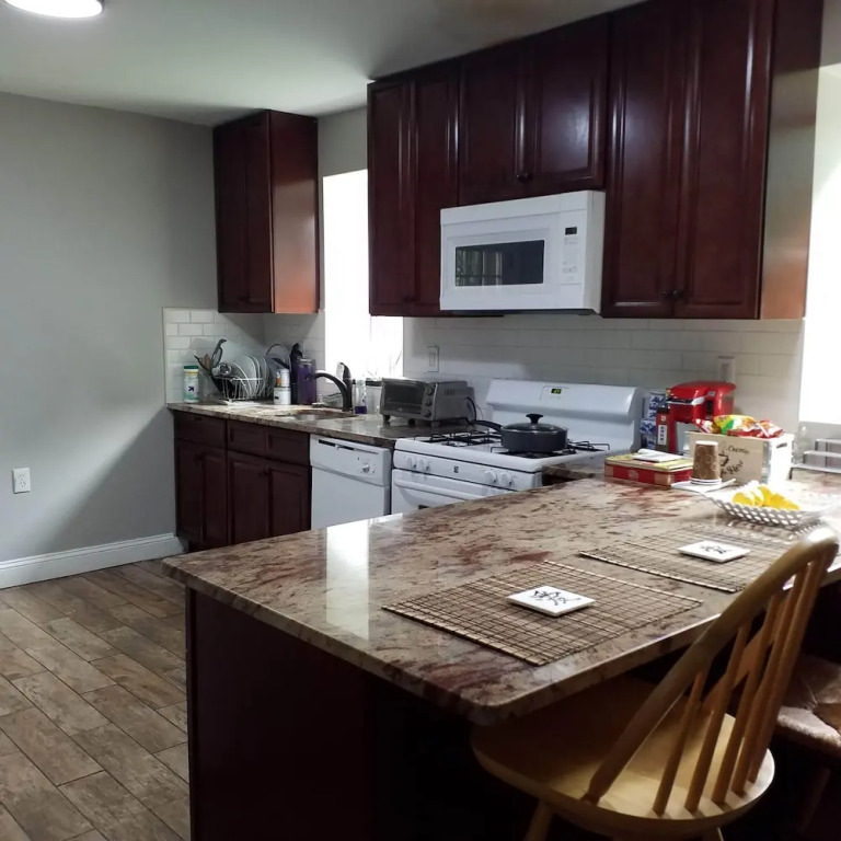 Fairmount House Free Street Parking Quiet Spacious