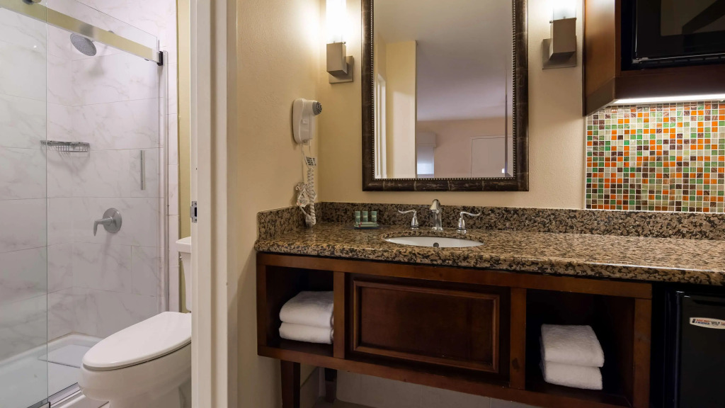 Best Western Seaway Inn