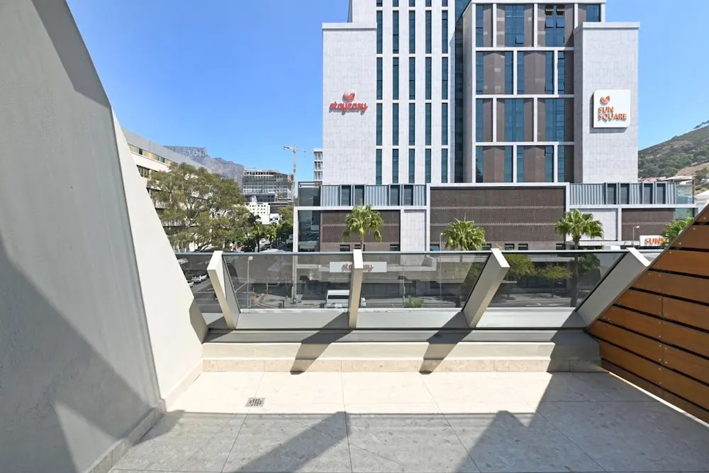 Bree Street One Bedroom Rooftop Pool Lifestyle Building