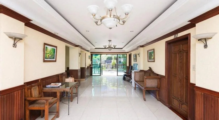 MC Mountain Home Apartelle