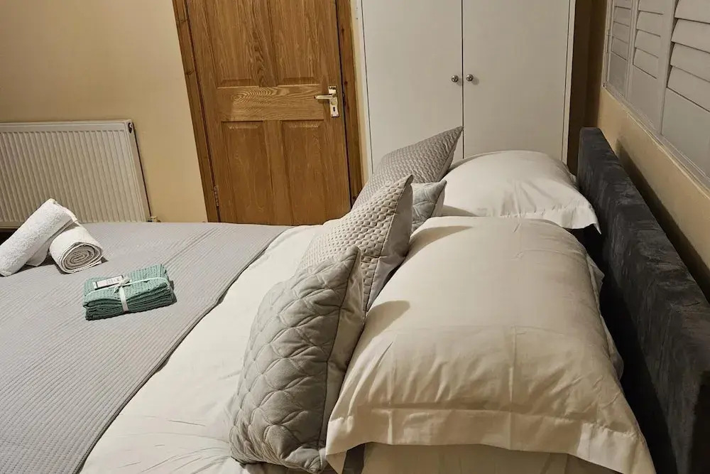 Cockfosters - Apartment - Sleeps 3 - Near Underground