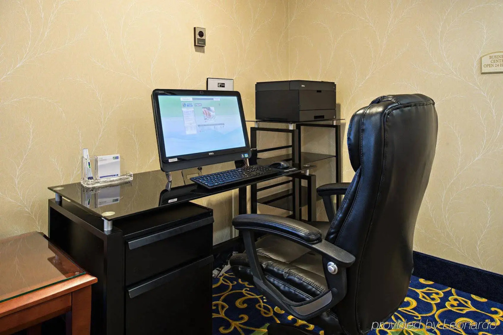 Holiday Inn Express Philadelphia NE - Langhorne by IHG