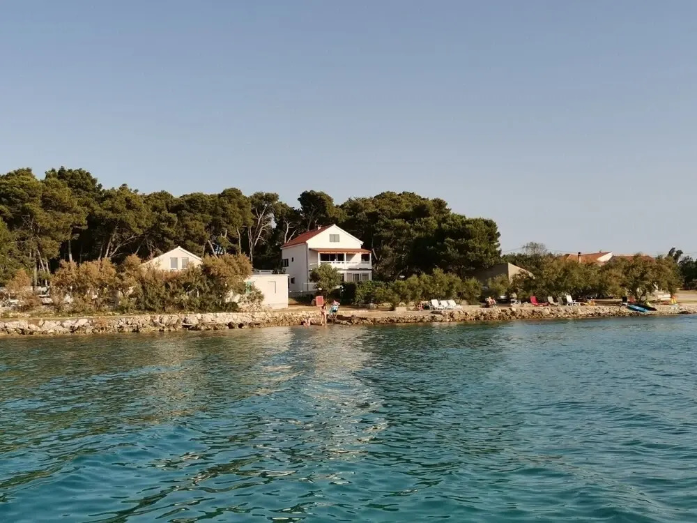 Igi - in the Beach Camp - A1 Porat
