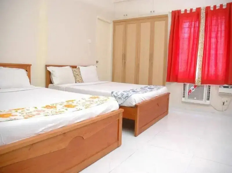 The Palm Service Apartment