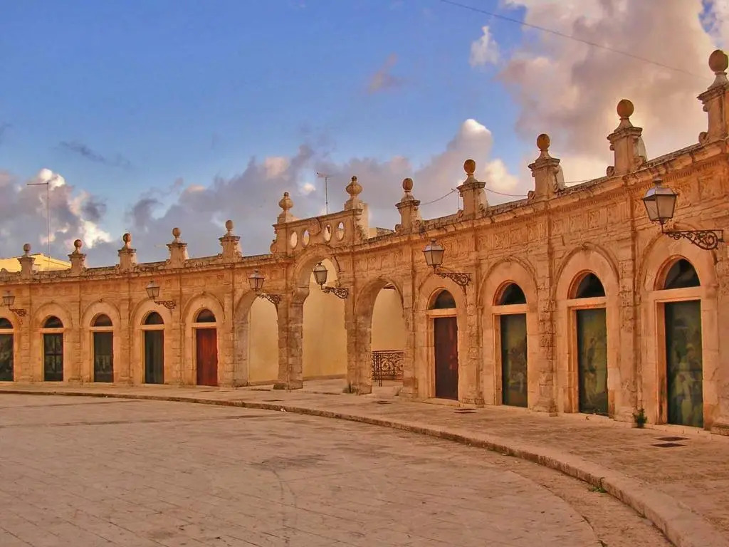 Villa Salina fronte mare