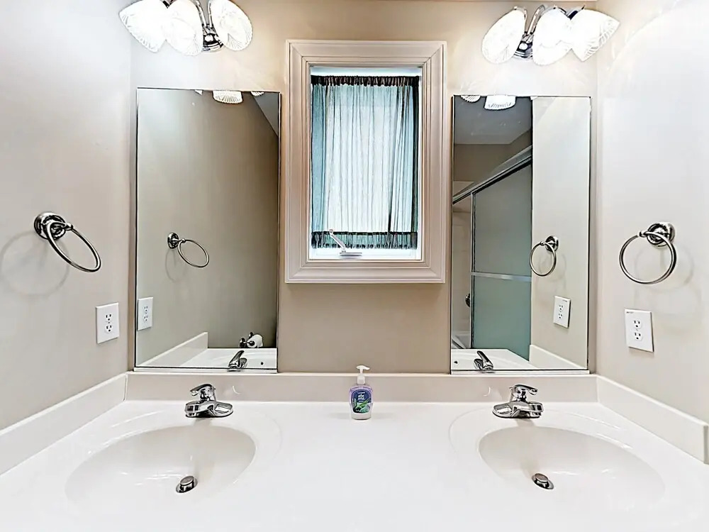 3 Ocean Isle Beach - 4 Br Condo