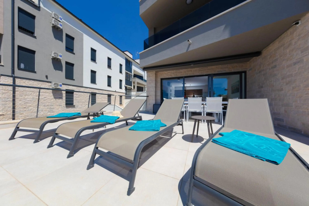 Apartman Oranž