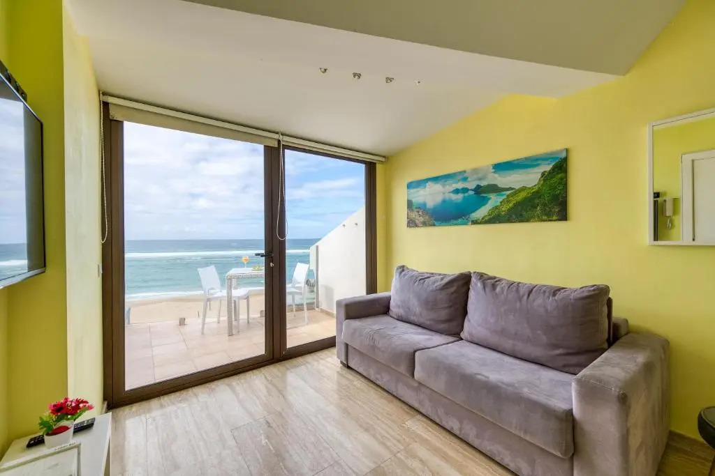 Beachfront Home Las Canteras 4 - Sea Views Terrace
