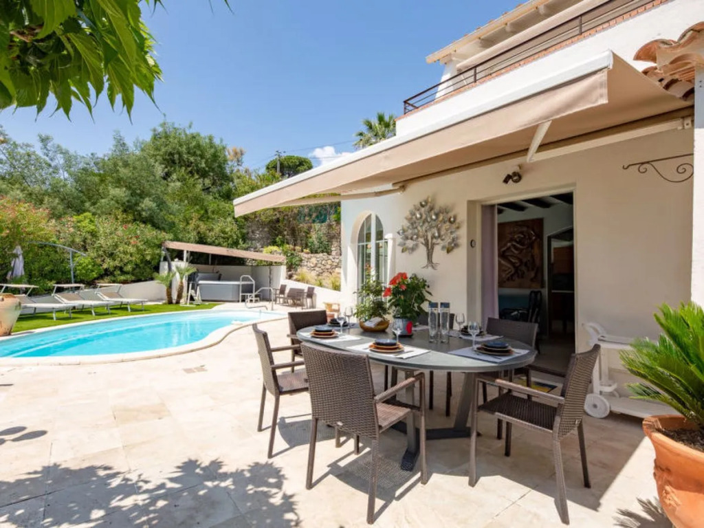 Holiday Home Villa Bindouletto by Interhome