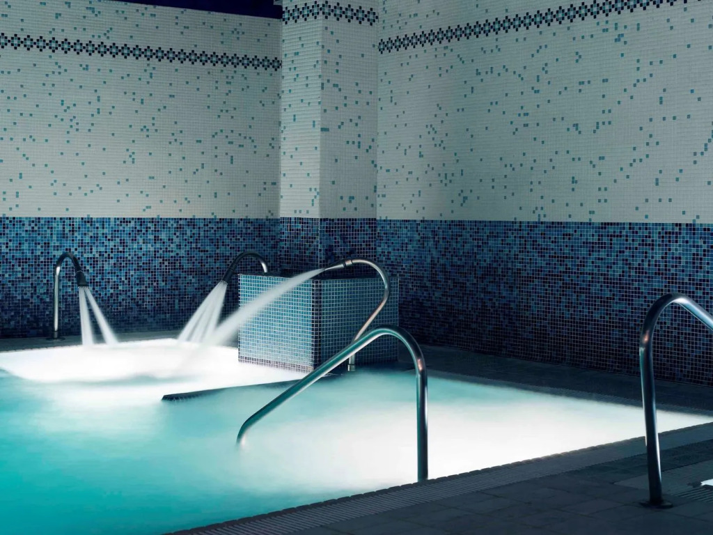 Hotel Mercure Jardines de Albia