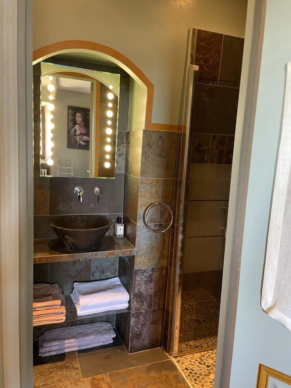 Domaine La Lauren avec piscine chauffée et jacuzzi