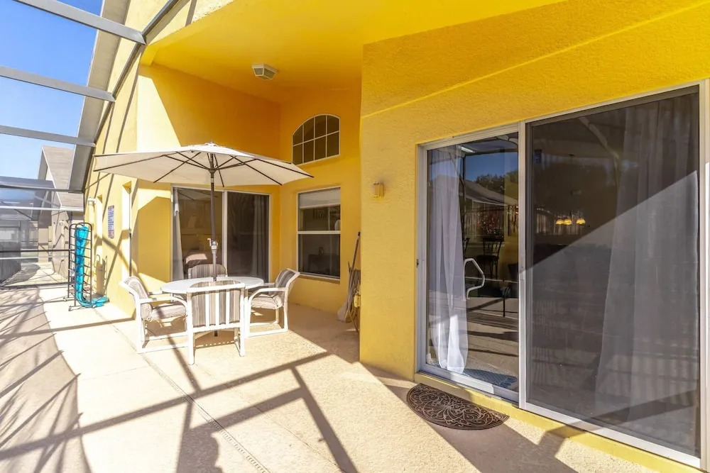 8538 Emerald Island