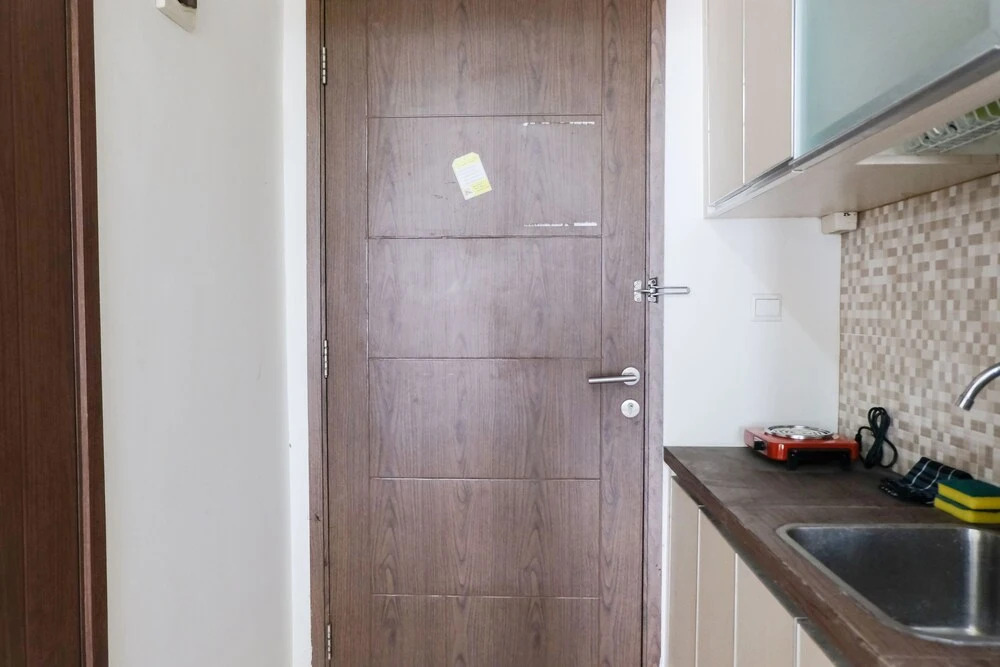 Good Deal Studio at Oxford Jatinangor Apartment