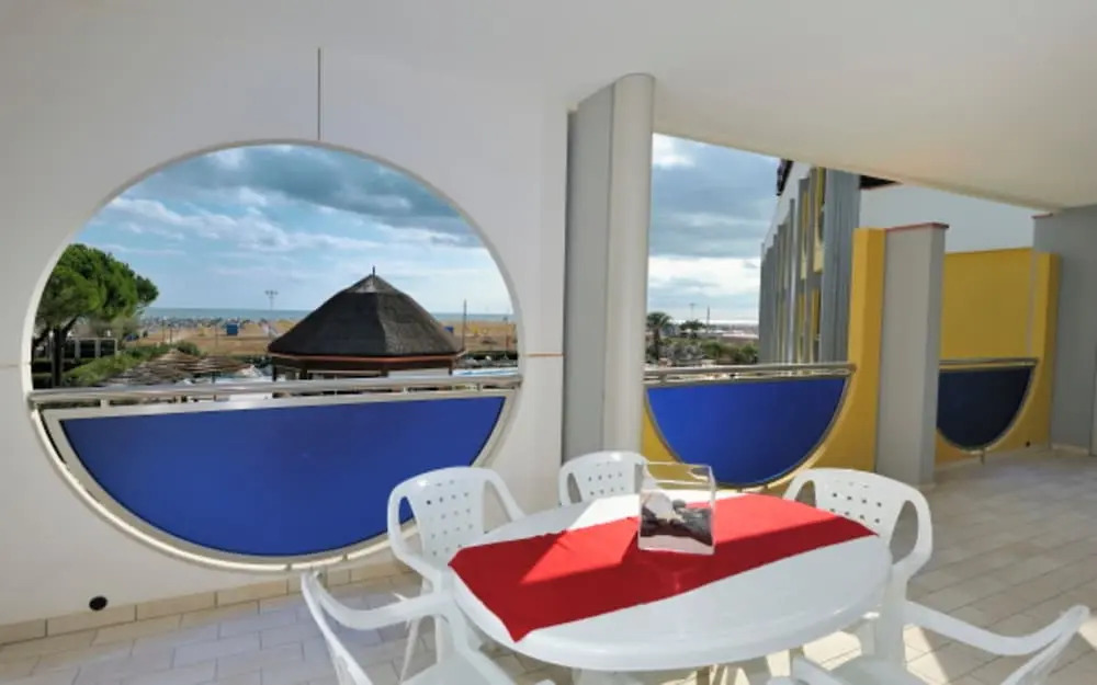 Spacious Apartment With sea View and Large Terrace