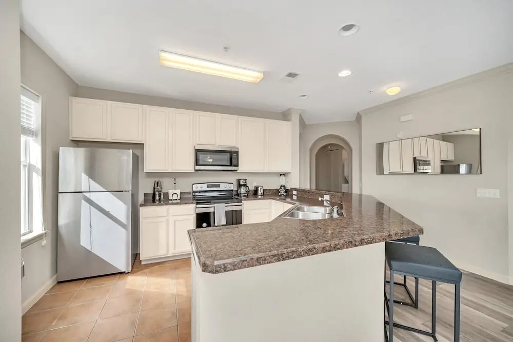 Upstay Pet Friendly Condo 6 Minutes From Disney