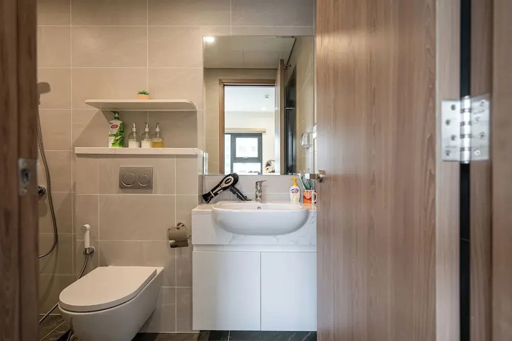 LA Nest 2BR WeeklyMonthly big deal GH2