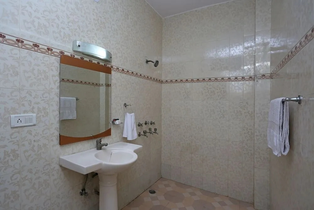 Oyo 14791 Homeystay Comfort