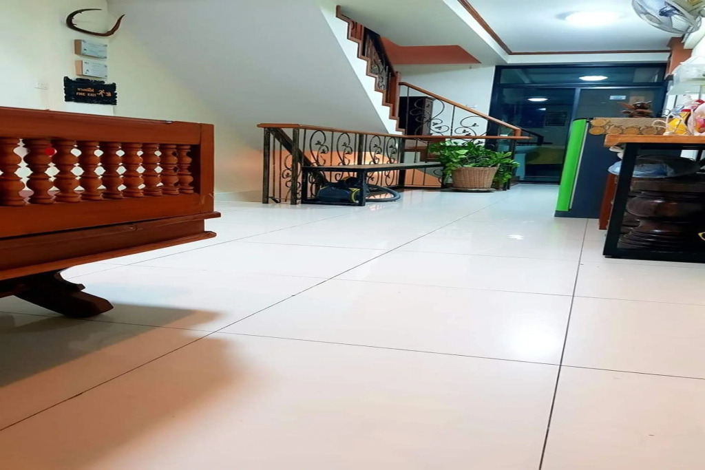 T2B Hostel