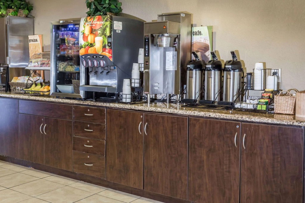 Microtel Inn & Suites by Wyndham Jacksonville Airport