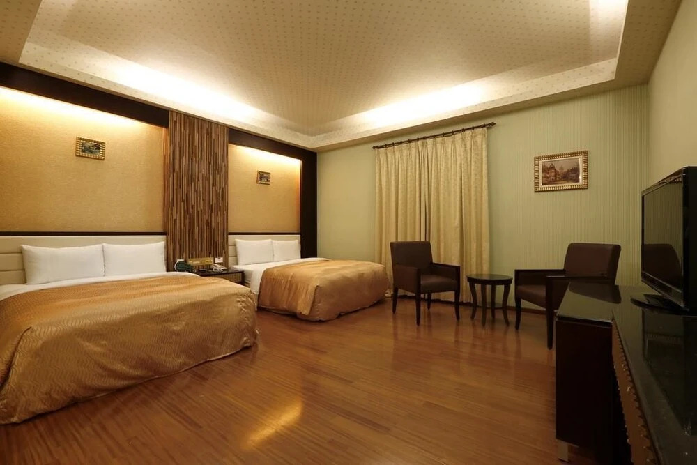 Huaxiang Motel - Fengshan