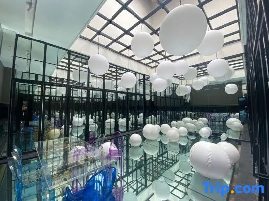 Z Hotel (Kunming Dianchi Shenghuo Meixue)