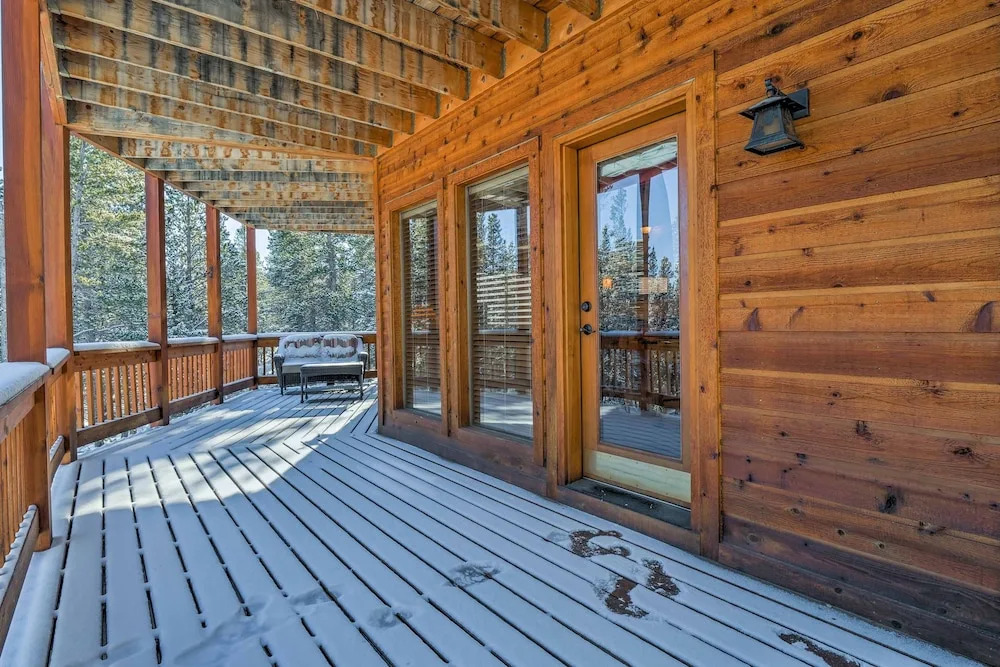 Fairplay House w/ Deck & Panoramic Nature Views!
