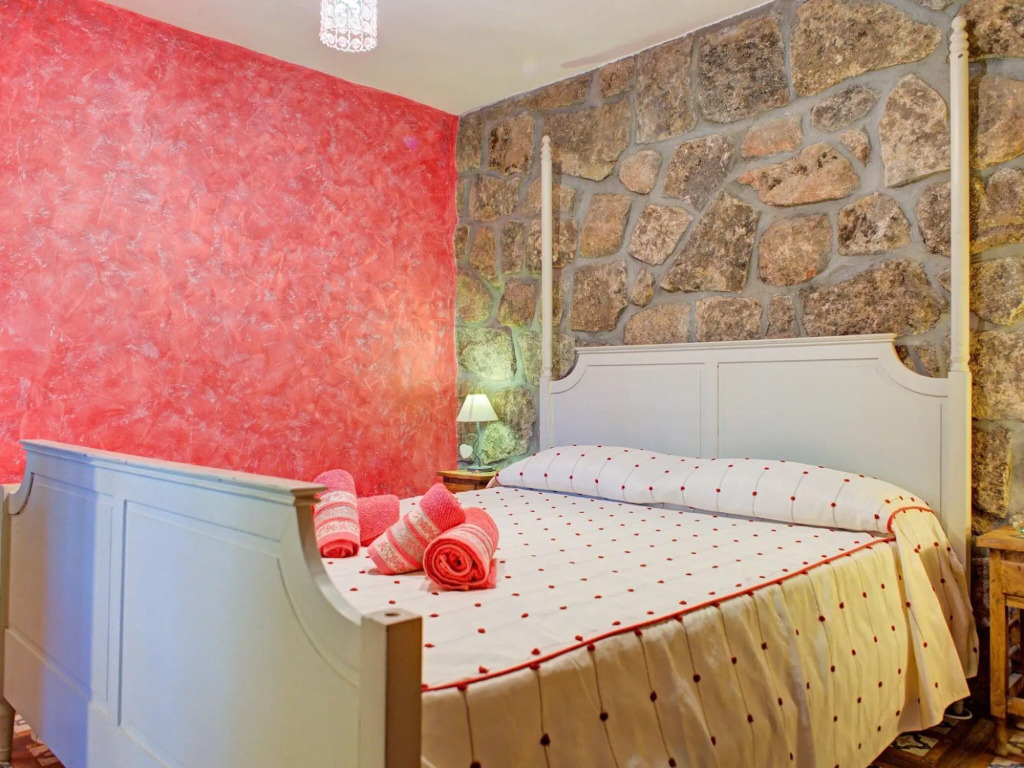 Flat in Galapagar with Spa and Mountain Views