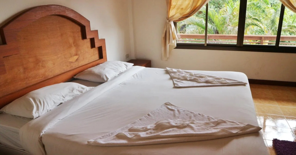 Baan srinimit Apartment