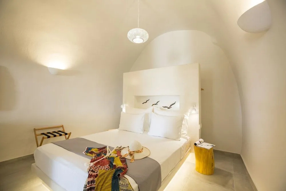 Ethereum Luxury Cave