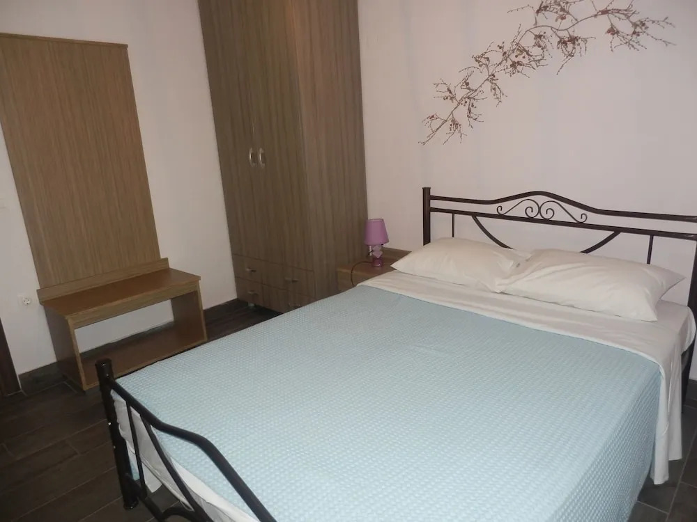 Zephyros Family Apartments
