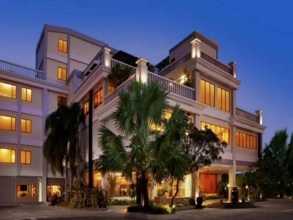 Rattan Inn Hotel