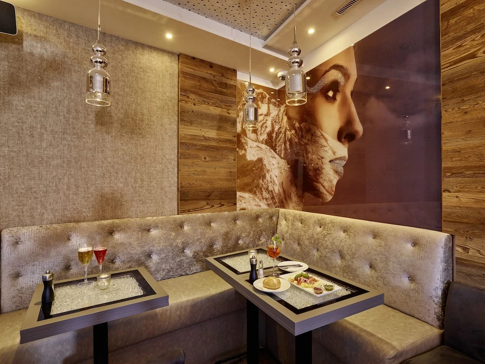 A-VITA Viktoria & A-VITA living luxury apartments