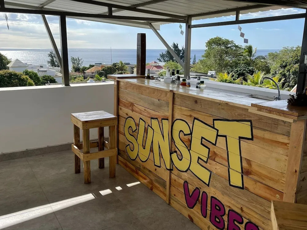 Spacious Private Villa With Roof top bar