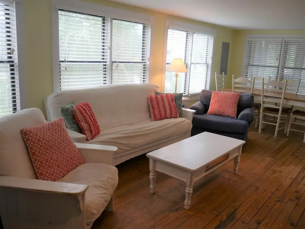 Plum Crazy Down - 3 Br Townhouse