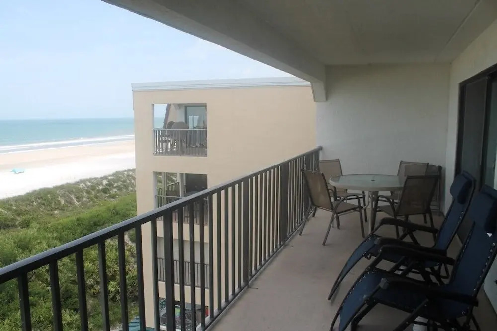 Windjammer 407 2 Bedroom Condo