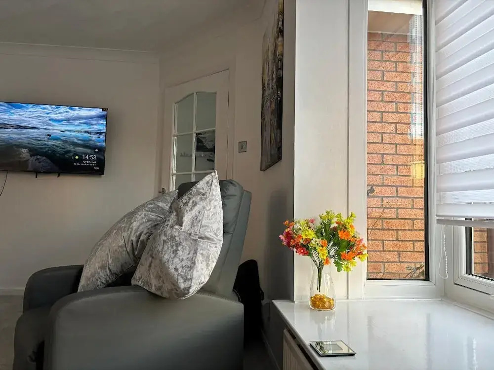 130m2 New House 2024 - 3 Bedrooms - Free Fast Wifi - Free off Street Parking