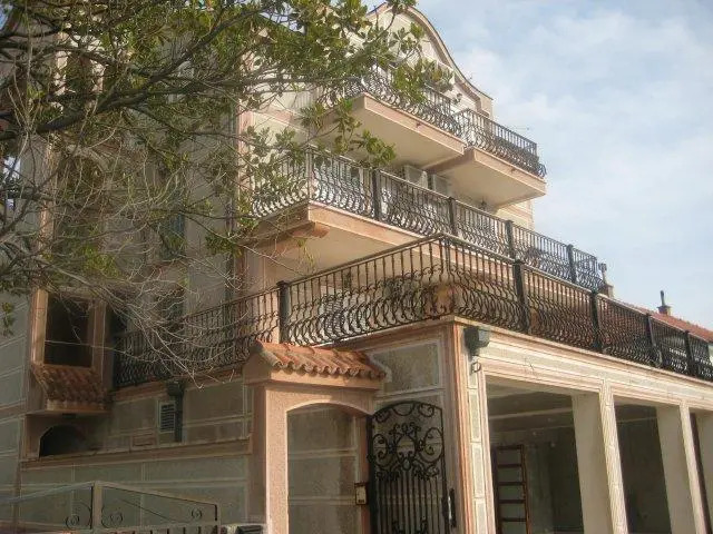 Apartments Paradiso