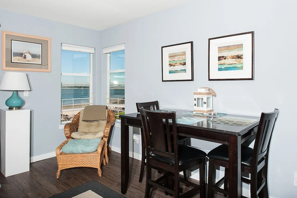 Waters Edge 214