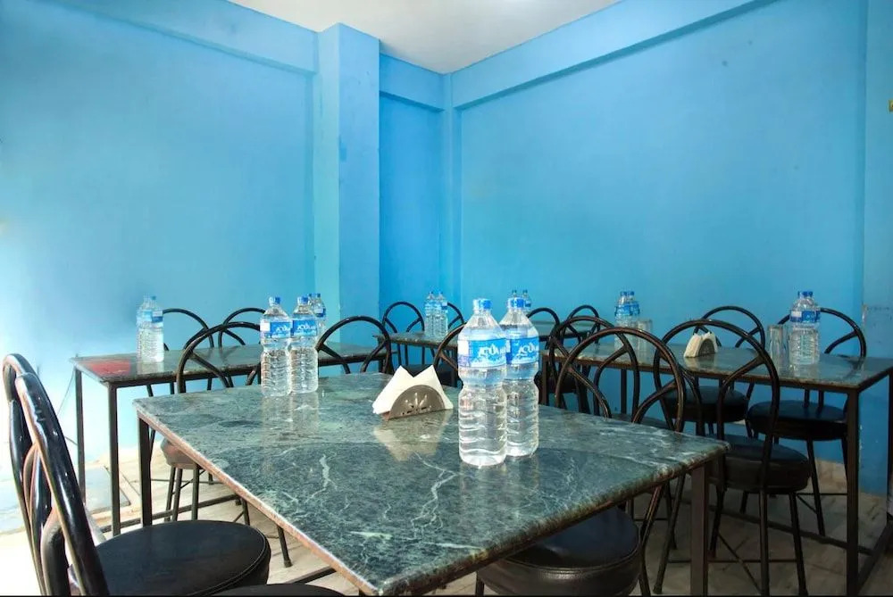 SPOT ON 398 Hotel Maansarobhar