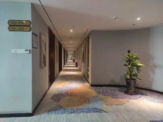 Jinxiu Xiangjiang Hotel (Foshan Jinsha)