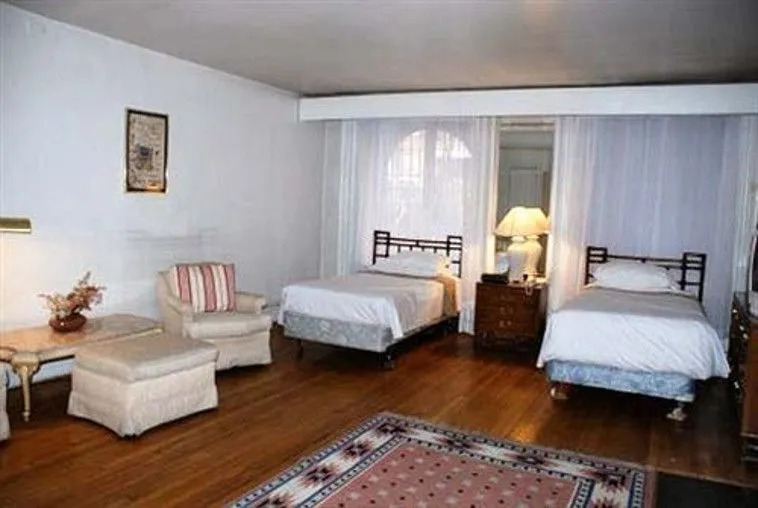 Guest House Off Park