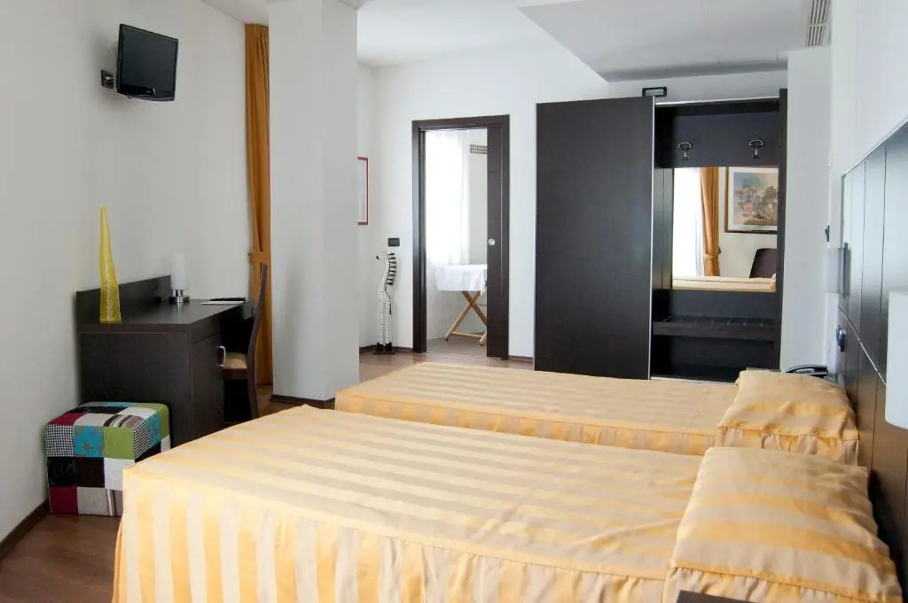 Hotel Leon Bianco