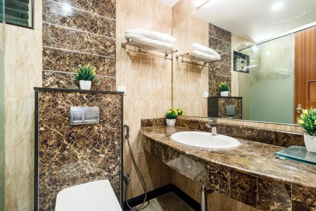 Empire Suites