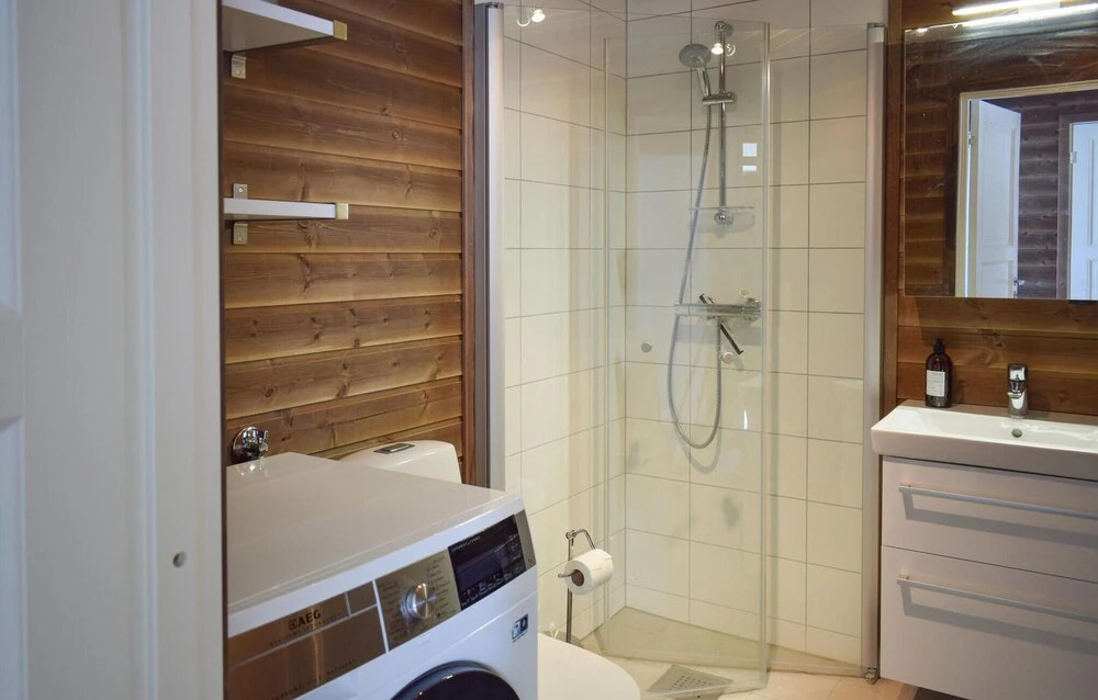 4 Bedroom Amazing Home In Lillehammer