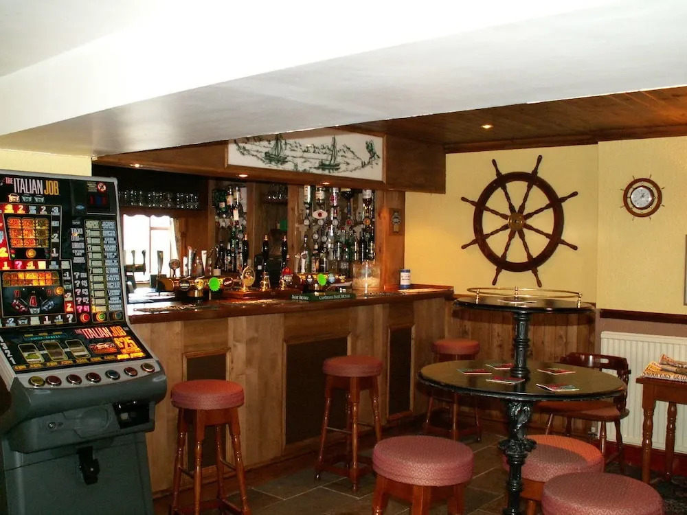 The Sloop Inn