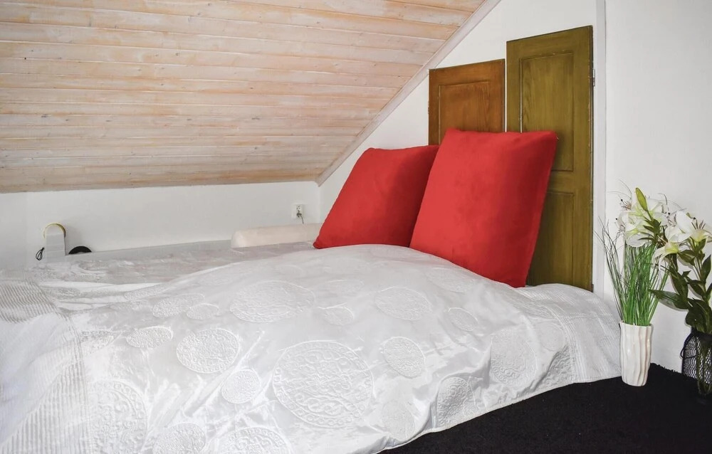 Awesome Home In Vimmerby With Wifi
